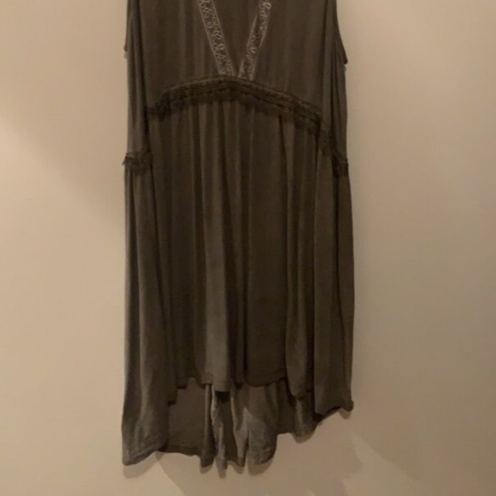 Top/tunic - Picture 2 of 2